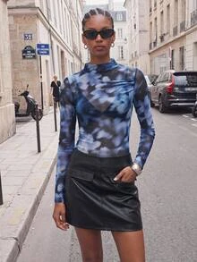 Maija 女款海軍藍與白色花卉印花修身貼身上衣，都市性感休閒優雅派對外出夜店秋季款 - 藍色 - 查看 3