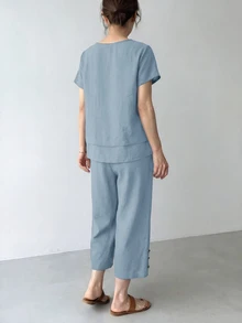 SHEIN LUNE Women's Textured Comfortable Button-Up Shirt With Layered Hem And Casual Cropped Pants 2 Pieces Set Dusty Blue Summer Vacation - Blue - View 3