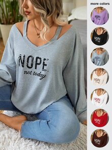 EMERY ROSE Women's Plus Size Dark Grey V-Neck Open Shoulder Screen Print Long Sleeve Sweatshirt,Casual Everyday Elegant Simple Pullover For Autumn Fall Winter - Light Grey - View 2