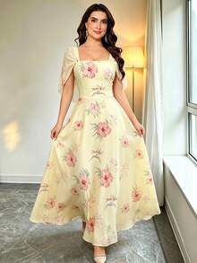 Modelyn Gaun Pesta Elegan Berkerah Persegi Motif Bunga untuk Wanita Ukuran Plus - MultiWarna - View 6