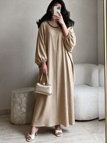 Yasmyna 女款休閒日常梭織純色圓領金屬流蘇寬鬆阿拉伯蝙蝠袖超長洋裝 春秋款 - 卡其色 - 查看 4