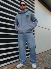 LEOGASHI LEOGASHI 男士秋冬休閒時尚「Don't Give Up」標語印花袋鼠口袋抽繩連帽抓絨衛衣 - 淺藍色 - 查看 2