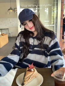 DAZY Sweater Lengan Panjang Bergaris dengan Kerah untuk Wanita - Grey - View 1