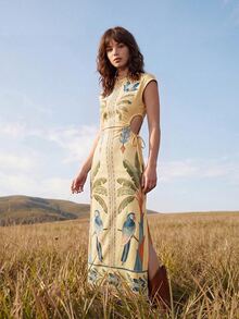 CAJUNI 女款高領側開衩優雅修身無袖長洋裝 - 淡黃色 - 查看 3
