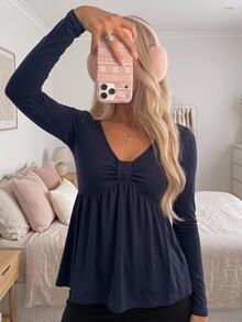 CovetEZ Kaos Kasual Lengan Panjang Berlipit Leher V Warna Polos untuk Wanita - Navy Blue - View 3