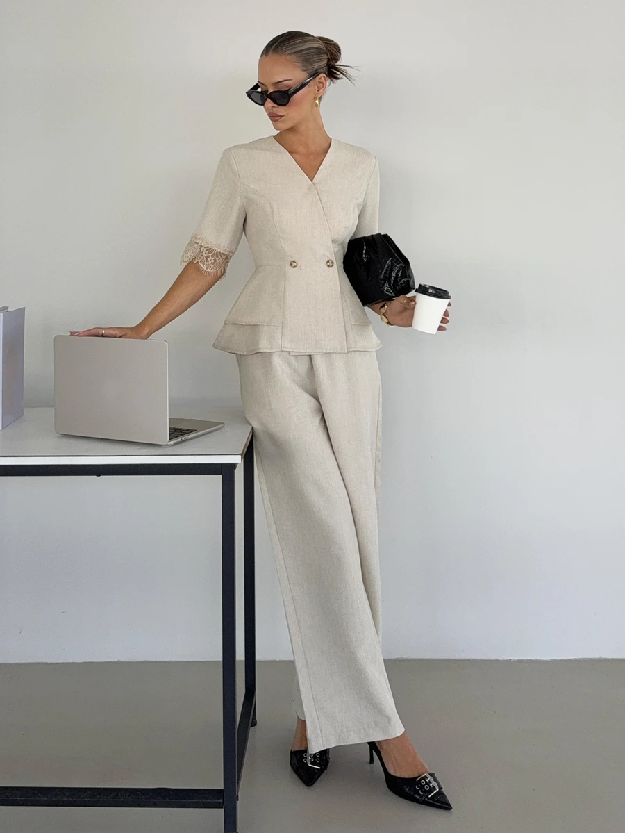 Siren Gaze Women's Lace Patchwork V-Neck Blazer And Pants Suit Set - Apricot - View 1
