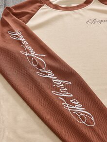 AXEPEAK 男士圓領時尚印花拼色拼接長袖T恤 - 咖啡棕 - 查看 4