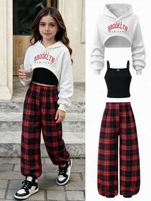 SHEIN Sparklyn 青少年女孩秋冬三件套 抓絨內裡連帽衛衣 羅紋針織吊帶背心上衣 校園運動款 白色黑色紅色格紋運動風 - 彩色 - 查看 1