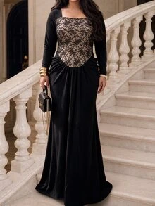 Modelyn فستان سهرة محتشم لضيوف الزفاف بمقاس كبير، بياقة مربعة وتصميم من الدانتيل الزهري المدمج، أكمام طويلة وخصر مكشكش منسدل - الأسود - مشاهدة 1