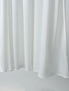 SHEIN Rosurelle Setelan Kasual Dua Potong Wanita: Atasan Camisole Berkerut dengan Detail Tanaman dan Rok Panjang - Hitam dan Putih - View 7