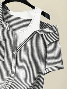 SHEIN Rosurelle 女式休闲条纹插肩短袖纹理蓝白衬衫，夏季 - 黑色 - 查看 6