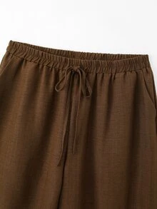 SHEIN LUNE CURVE Setelan 2 Potong untuk Wanita Ukuran Plus: Atasan Lengan Panjang Berkerah V, Kancing Depan, Pita, Tali Serut, dan Celana Panjang Lebar Berlipit, Bahan Linen Imitasi Cokelat Tua. - Coklat - View 3
