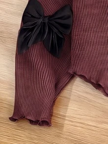 SHEIN 女童 2 件組 秋冬 3D 蝴蝶結裝飾 羅紋小高領不對稱上衣與喇叭寬腿褲 甜美休閒套裝 秋季服飾 - 棕色 - 查看 10