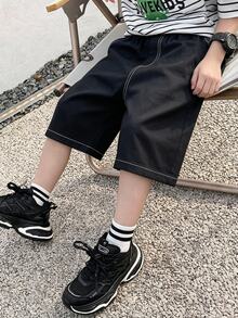 SHEIN 青少年男款休閒短褲，鬆緊腰設計，對比白色縫線裝飾，側縫假口袋，下擺包邊，輕量面料，簡約運動風，適合夏季日常出遊與校園穿著，小眾設計百搭童裝 - 黑色 - 查看 3