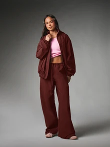 MISSGUIDED Oversized Zip-Up Bomber Jacket With Elasticated Cuffs High Neck Collar And Balloon Sleeves In Woven Fabric - Red - View 3