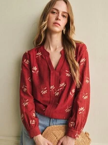 Écloséra Blus Lengan Panjang Wanita Elegan Musim Semi/Panas, Kerah V, Warna Dasar Merah dengan Motif Bunga Kecil Emas, Cocok untuk Jalan-jalan, Kencan, dan Perjalanan Sehari-hari - Merah - View 5