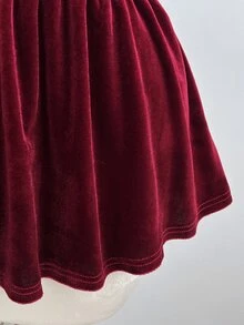 Elamini Gaun Beludru Burgundy Model Halter Neck dengan Pinggang Berkerut - Burgundy - View 5