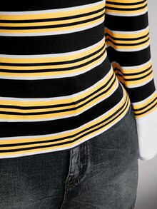 SHEIN ICON Atasan Rajut Bergaris Kuning & Hitam Ukuran Plus Gaya Y2K 2 Potong, Atasan Kasual Bergaris Halloween Musim Gugur - MultiWarna - View 7