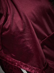 SHEIN ICON Plus-Size Red Y2K-Style Gothic Elegant Velvet Cropped Jacket With Faux Fur Trim And Lace-Up Detail Halloween Outfit Party Wedding Guest Autumn Winter - Burgundy - View 12