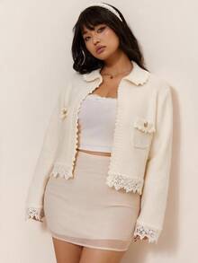 CovetEZ Cardigan Kasual Seksi Ukuran Besar Warna Krem Putih dengan Hiasan Renda untuk Musim Gugur/Dingin - Krem - View 4
