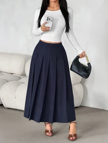 SHEIN PETITE تنورة نسائية بلون موحد مطوية كاجوال متعددة الاستخدامات للارتداء اليومي - أزرق بحري - مشاهدة 3