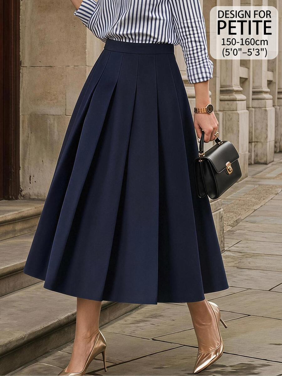 SHEIN PETITE تنورة نسائية بلون موحد مطوية كاجوال متعددة الاستخدامات للارتداء اليومي - أزرق بحري - مشاهدة 1