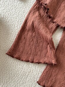 SHEIN 女嬰秋季風格兩件套套裝，棕色粗針編織小立領上衣與喇叭褲套組，黑色蝴蝶結裝飾，85%棉質柔軟透氣，適合日常穿著 - 棕色 - 查看 8