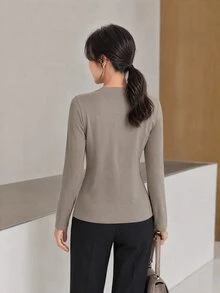 Yumoku Women's Casual Minimalist Basic Solid Color T-Shirt With Built-In Pads, Autumn Everyday Home Grey - Khaki - View 4