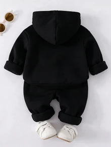 SHEIN Playful Pals 2 件套女婴时尚简约彩色字母印花连帽羊毛衫和字母印花羊毛裤套装，适合秋冬季外出 - 黑色 - 查看 2