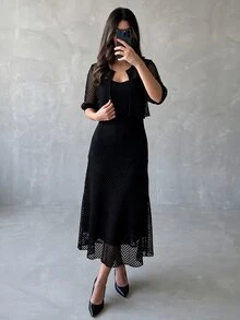Modelyn Set 2 Potongan Gaun A-Line Elegan Romantis Berbahan Rajut Cokelat dengan Motif Jala Berlian untuk Wanita dan Motif Patchwork Jala Berlian Bertekstur untuk Wanita. - Hitam - View 3