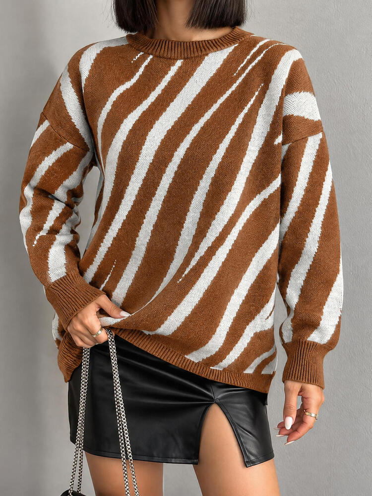 Women's Printed Drop Shoulder Sweater - Chocolate Brown - View 3