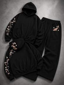 Manfinity EMRG Men's Koi Fish & Cherry Blossom Embroidered Hoodie And Pants Set, Black Japanese , Goth - Black - View 3