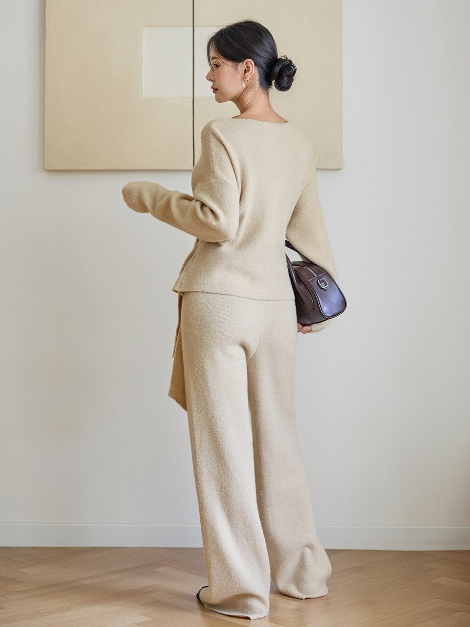 Women's 2pcs Set Beige Crew Neck Long Sleeve Knit Sweater With High Waist Slim Fit Ribbed Knit Pants, Winter