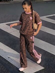 SHEIN Teen Girls Summer Crew Neck Short Sleeve T-Shirt And Casual Cargo Pants 2 Pieces Set, Summer Outfit Set For Teen Girls - Multicolor - View 1