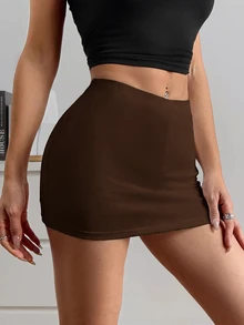 SHEIN EZwear عبوة من 2 قطعة تنورة قصيرة كاجوال متعددة الاستخدامات بلون موحد للنساء - بني - مشاهدة 3