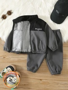 SHEIN 中性嬰兒男孩/女孩幼兒 2件組秋冬加厚抓絨內裡拼色立領夾克與運動衫套裝，嬰兒冬季服飾運動服 - 黑色 - 查看 4