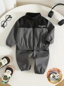 SHEIN 中性嬰兒男孩/女孩幼兒 2件組秋冬加厚抓絨內裡拼色立領夾克與運動衫套裝，嬰兒冬季服飾運動服 - 黑色 - 查看 1