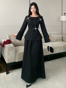 Modelyn Set 2 Potong Wanita dengan Hiasan Manik-Manik Hitam dan Desain Belahan, Elegan dan Konservatif - Hitam - View 6