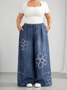 SHEIN CURVE+ Women's Plus Size Casual Streetwear Printed Drawstring Wide Leg Pants Office Blue And White Summer - Blue - View 6