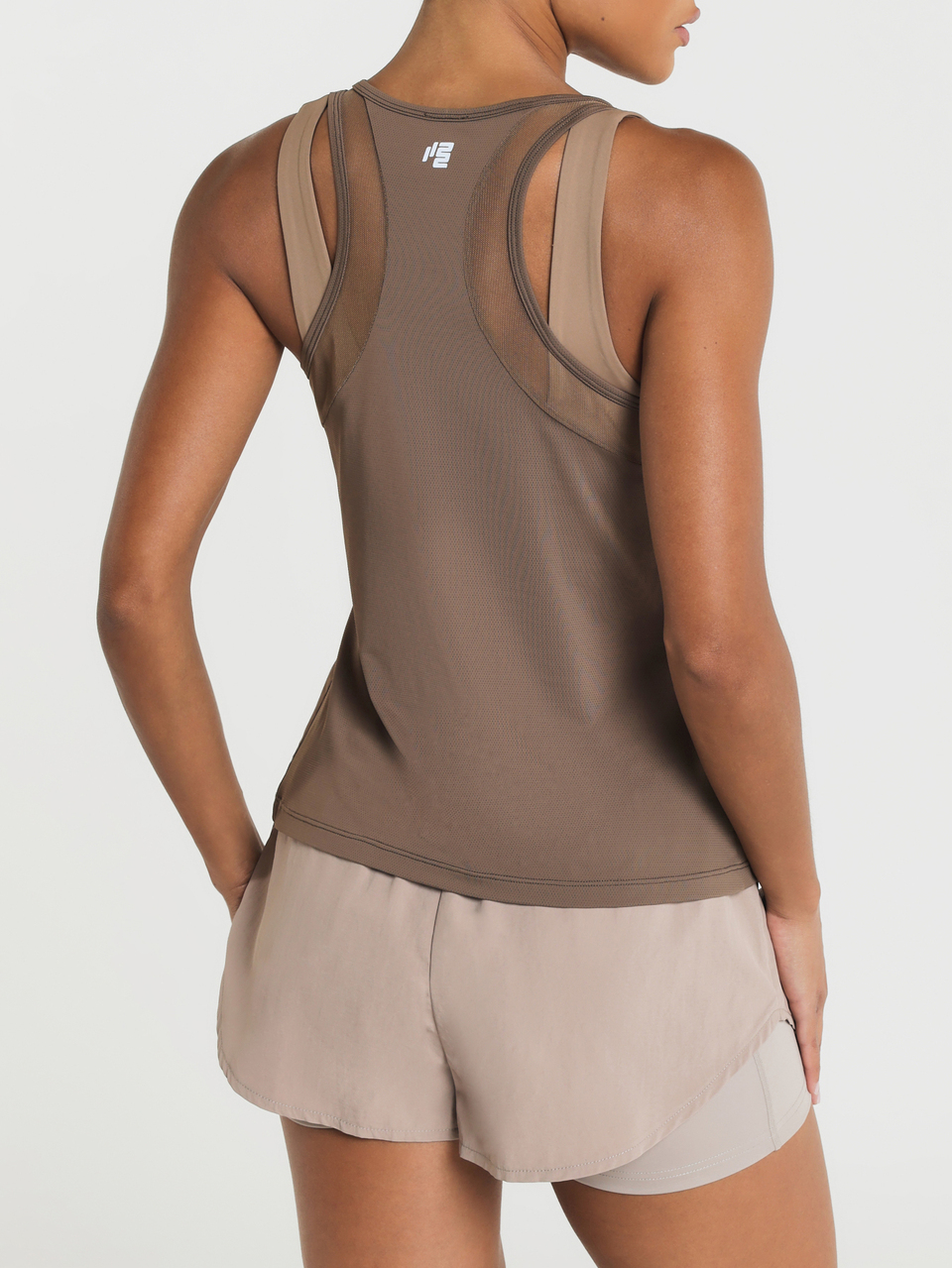11SKNDS Racerback Sport-Tanktop, Rundhalsausschnitt, lockere Passform mit feuchtigkeitsableitenden, dehnbaren, atmungsaktiven, schnelltrocknenden & butterweichen Eigenschaften, für Fitnessstudio, Yoga, Pilates, Sommer, Laufen, Training & Hy-Rox