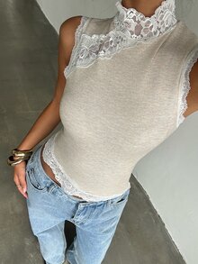Aloruh 女款蕾絲拼接修身百搭休閒T恤 - 杏色 - 查看 6