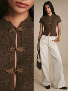 Poéselle Áo cardigan nữ tay ngắn phong cách retro với thiết kế cúc hình ếch, kiểu Trung Quốc, dệt kim, màu nâu cà phê, thanh lịch thập niên 90, phù hợp hẹn hò, tiệc tùng, mặc hàng ngày, mùa thu - màu nâu - Xem 2