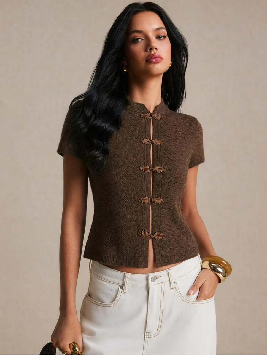 Poéselle Áo cardigan nữ tay ngắn phong cách retro với thiết kế cúc hình ếch, kiểu Trung Quốc, dệt kim, màu nâu cà phê, thanh lịch thập niên 90, phù hợp hẹn hò, tiệc tùng, mặc hàng ngày, mùa thu - màu nâu - Xem 1