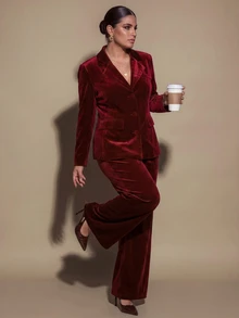 SHEIN BAE CURVE 大尺碼女款酒紅色天鵝絨西裝外套與長褲休閒套裝；純色酒紅色秋季套裝；優雅剪裁套裝；萬聖節 - 酒紅色 - 查看 7