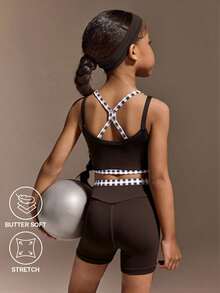 SHEIN Young Girls' Black & Rose Red 2 Pieces Active Set,Back-Cross Sleeveless Top & Matching Shorts,High-Stretch Soft Fabric For Autumn Winter,Gym, Fall - Mocha Brown - View 2