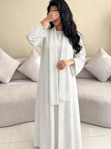 Yasmyna رداء أنيق أسود بنقشة نقاط وقلوب مع وشاح - أبيض - مشاهدة 5