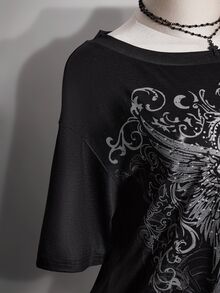 SHEIN ICON Kaos Wanita Ukuran Besar Motif Salib Gotik - Hitam - View 8