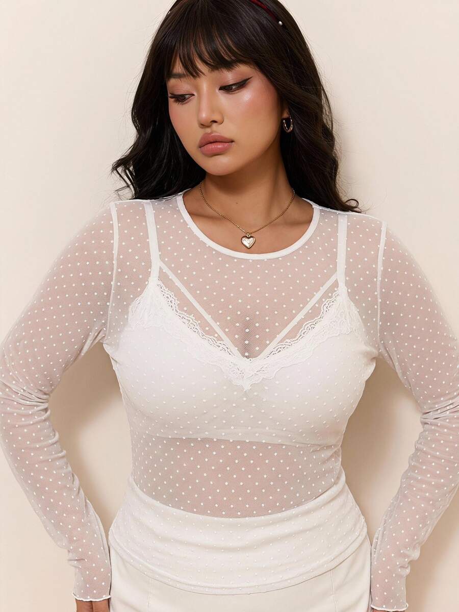 CovetEZ 大尺碼女款波點網紗透視修身上衣 - 白色 - 查看 1