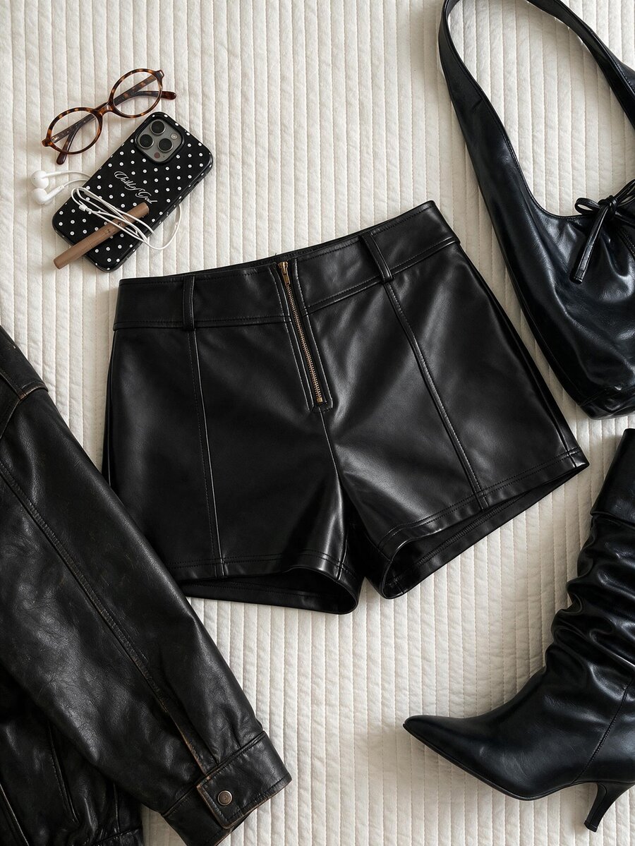 Comfortcana Plus Size Sexy Streetwear Zipper Tight Shorts Avant-Garde - Black - View 1