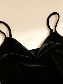 SHEIN 女款優雅性感秋冬天鵝絨蕾絲拼接黑色上衣，適合外出、夜生活、通勤、派對、辦公室穿著，復古萬聖節風格 - 黑色 - 查看 8
